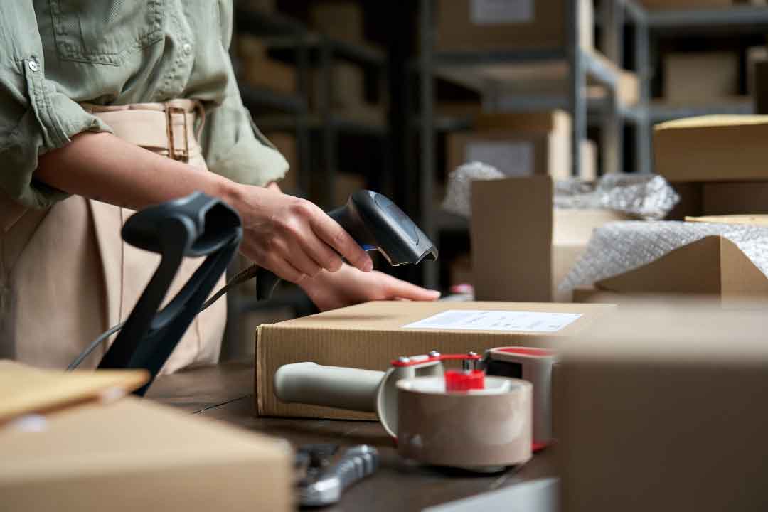 Aplikasi-Manajemen-Distribusi-Logistik Aplikasi Manajemen Distribusi Logistik